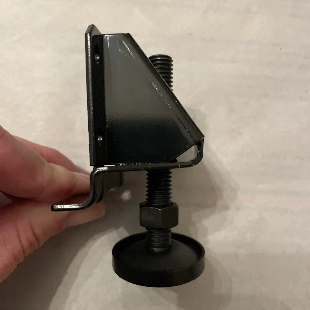 Heavy Duty Furniture Leg Leveler Adjusts Height and Stability | Fifteen Risers‎